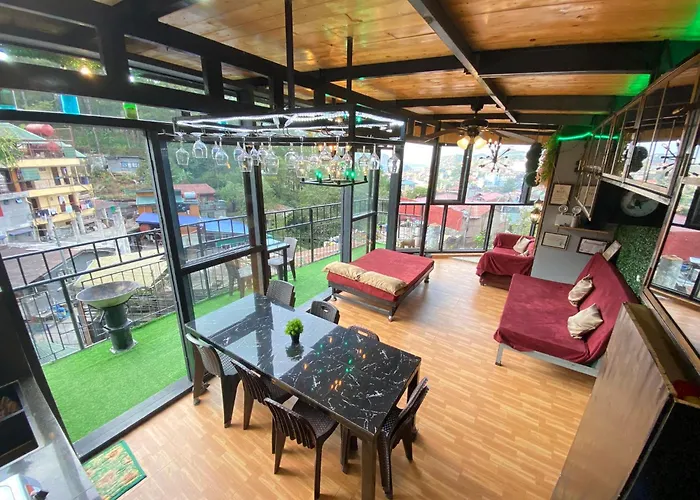 Holyghost Veranda Baguio Transient Guest House 42 Step Rooftop