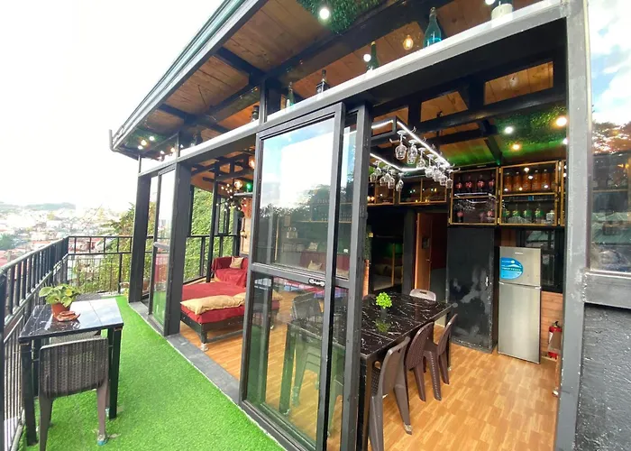 Holyghost Veranda Baguio Transient Guest House 42 Step Rooftop