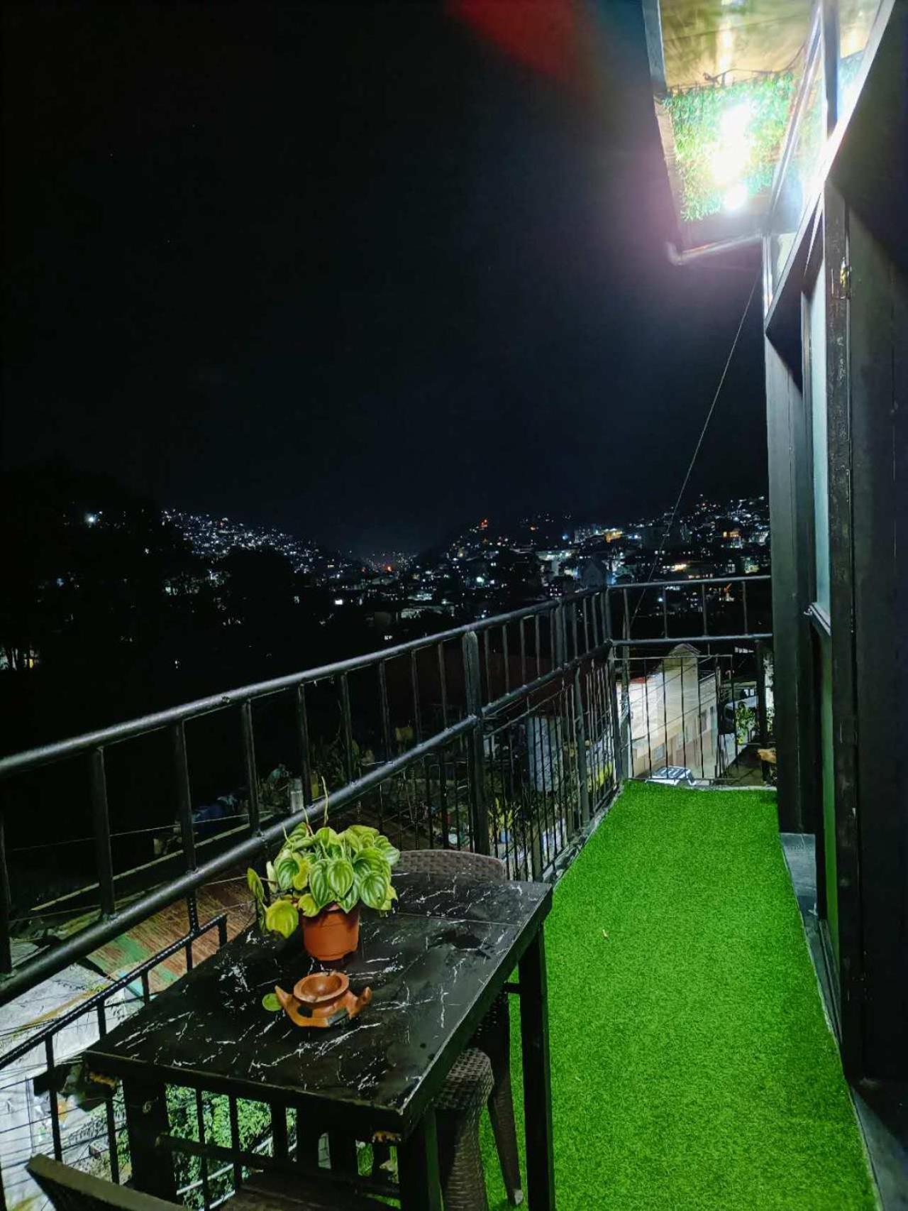 Holyghost Veranda Baguio Transient 42 Step Rooftop Holiday home