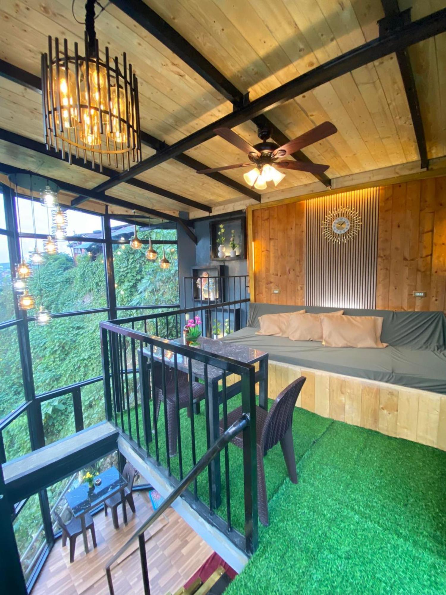 Holiday home Holyghost Veranda Baguio Transient 42 Step Rooftop